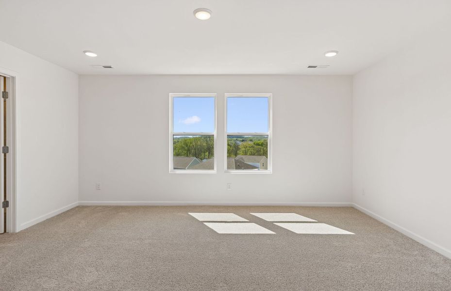 Spacious, unfurnished interior of a new home in Highlands of Carter's Station, Columbia (Image 17). Spacious, unfurnished interior of a new home in Highlands of Carter's Station, Columbia (Image 17).