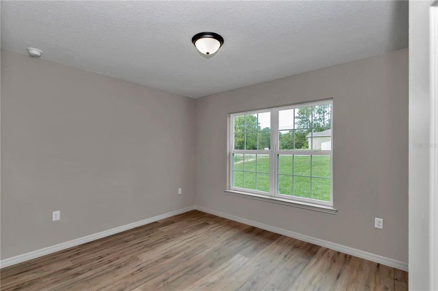 Spacious, unfurnished interior of a new home in , Ocala (Image 29).