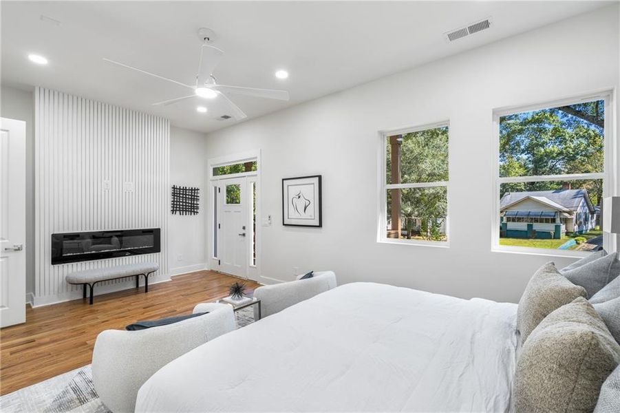 Furnished interior view inside a new home in , Atlanta (Image 35). Furnished interior view inside a new home in , Atlanta (Image 35).