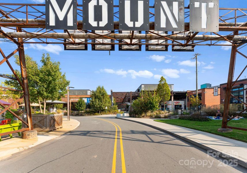 Front exterior of a new home in , Charlotte, NC, highlighting curb appeal (Image 25).