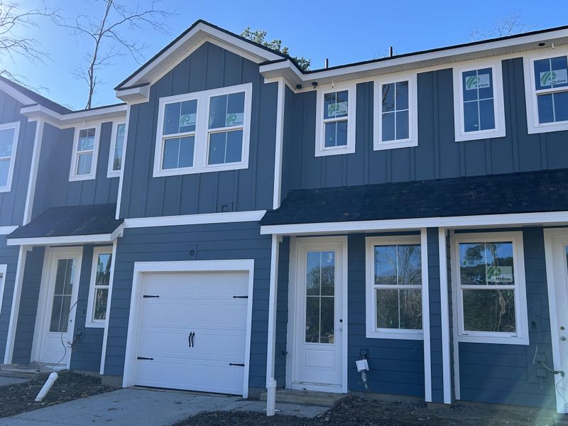 Image 38 of a home in .