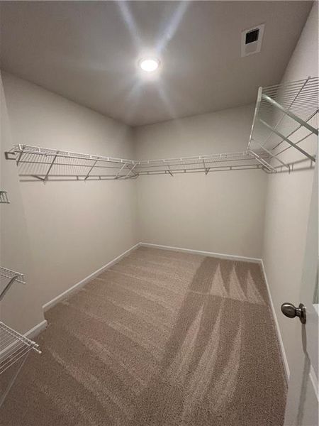 Spacious, unfurnished interior of a new home in Notting Hill at Arlington, Atlanta (Image 7).