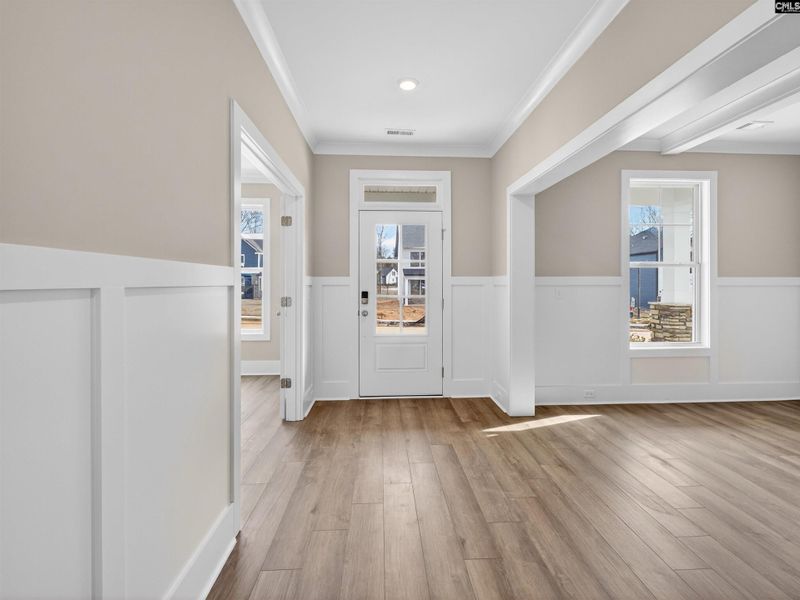 Spacious, unfurnished interior of a new home in Collins Cove, Chapin (Image 25).