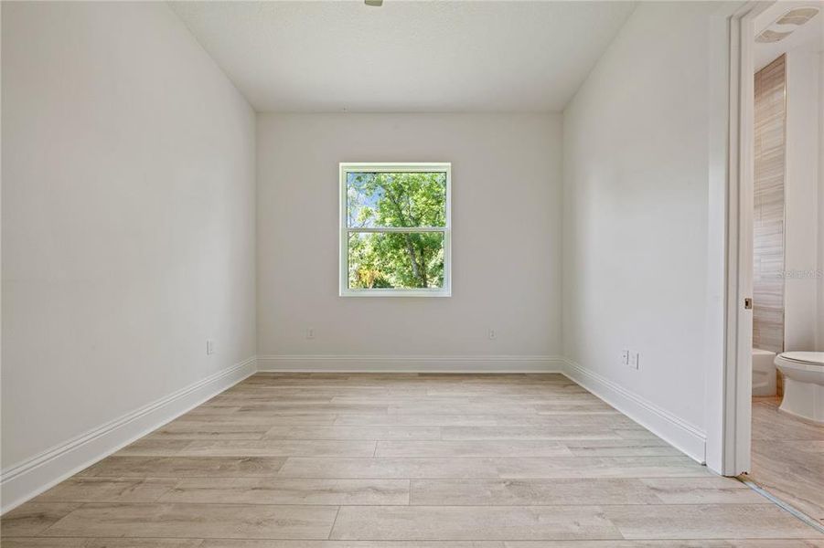 Spacious, unfurnished interior of a new home in , Tarpon Springs (Image 11). Spacious, unfurnished interior of a new home in , Tarpon Springs (Image 11).