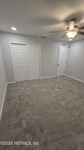 Spacious, unfurnished interior of a new home in , Jacksonville (Image 25).