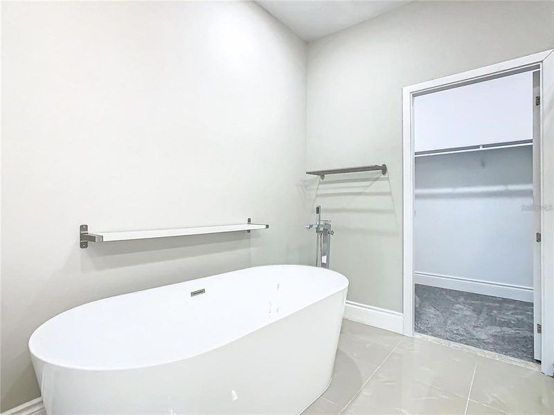 Furnished interior view inside a new home in , Davenport (Image 11).