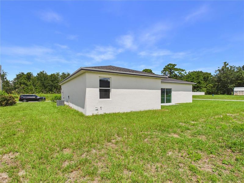 Exterior details and patio area of a home in , Ocala (Image 19). Exterior details and patio area of a home in , Ocala (Image 19).