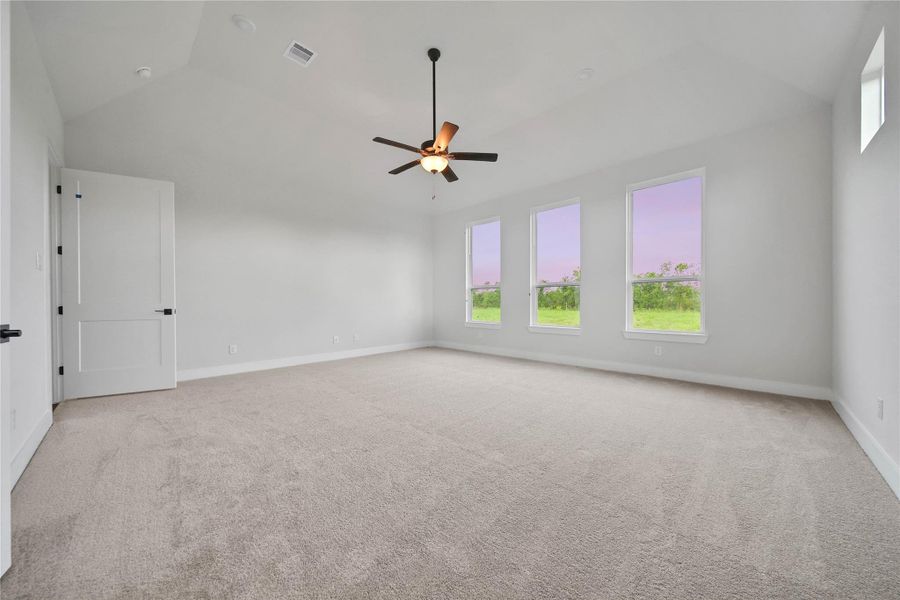 Spacious, unfurnished interior of a new home in , Rosharon (Image 27). Spacious, unfurnished interior of a new home in , Rosharon (Image 27).