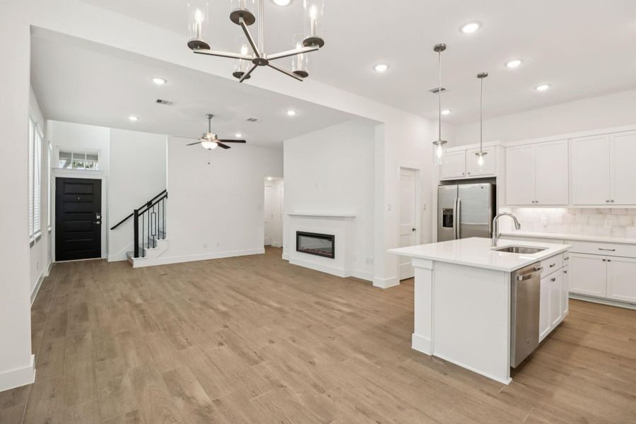 Image 36 of a home in Kresston.