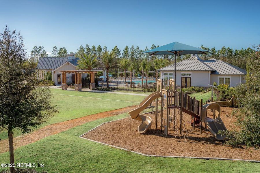 Community amenities in , St. Johns (Image 17).