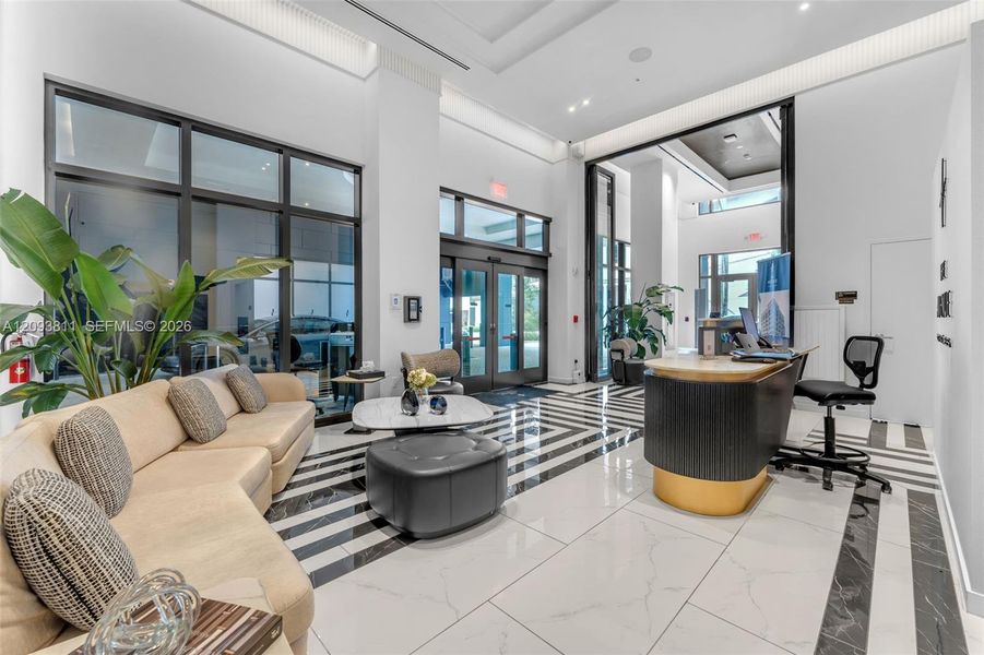 Community amenities in , Coral Gables (Image 35).