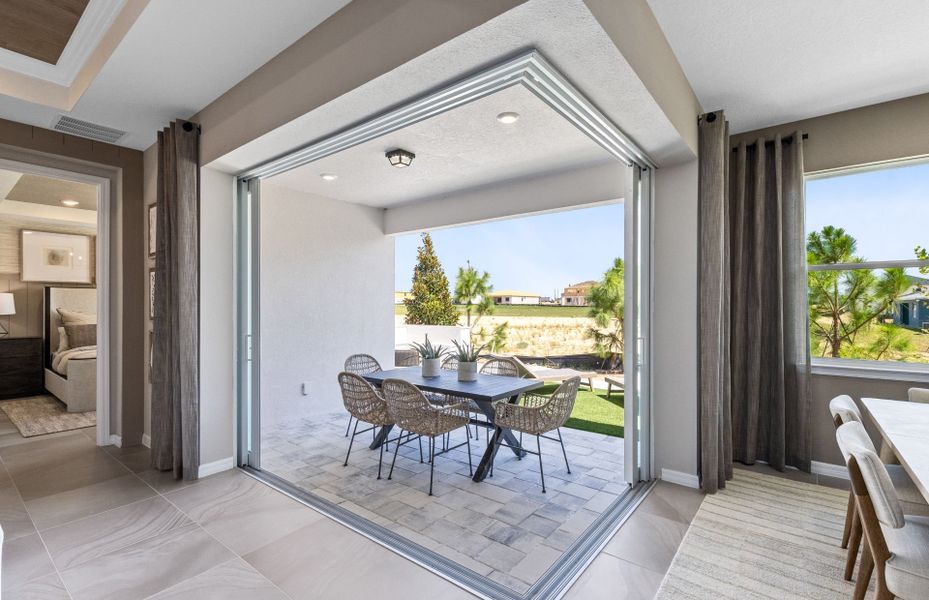 Representative furnished interior of a home built from the Concord by Pulte Homes in Avera, Orlando (Image 10).