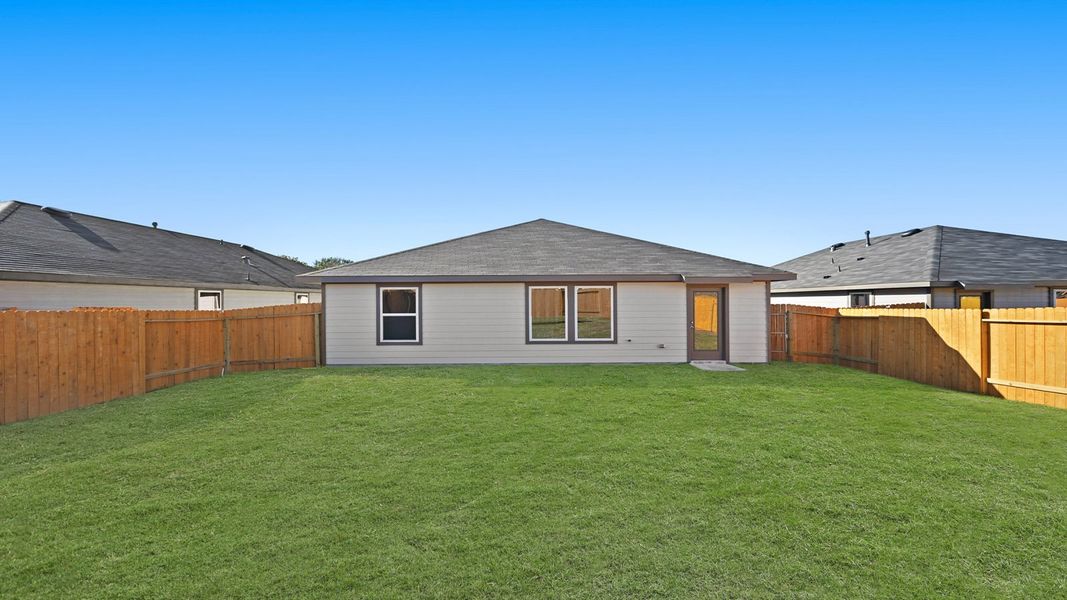 Representative exterior details of a home built from the Baylor by D.R. Horton in Lexington Heights, Willis (Image 4). Representative exterior details of a home built from the Baylor by D.R. Horton in Lexington Heights, Willis (Image 4).