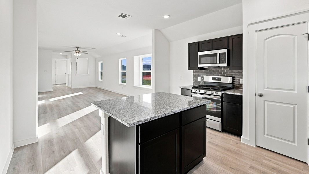 Furnished interior view inside a new home in Walden Pond, Forney (Image 29).