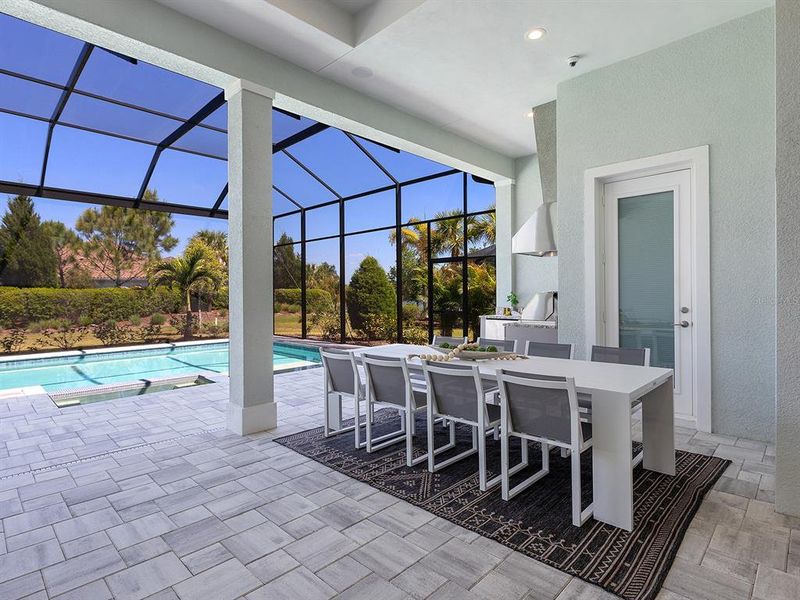 Exterior details and patio area of a home in , Lakewood Ranch (Image 29).
