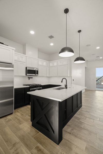 Furnished interior view inside a new home in Tierra Del Este 91, El Paso (Image 10). Furnished interior view inside a new home in Tierra Del Este 91, El Paso (Image 10).