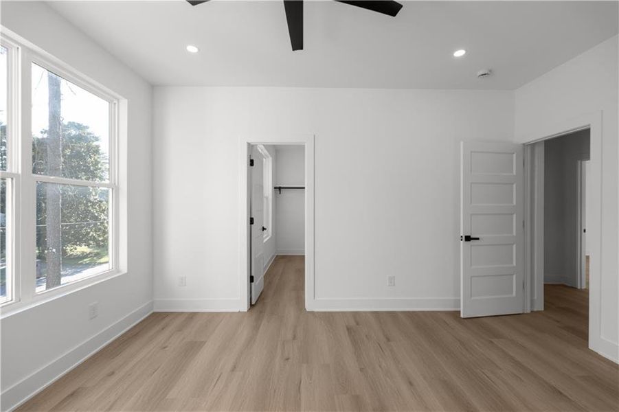 Spacious, unfurnished interior of a new home in , Atlanta (Image 28).