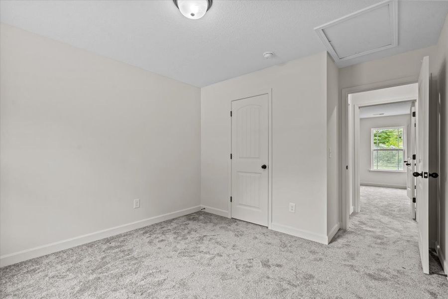 Representative unfurnished interior of a home built from the Duncan by Enchanted Homes in Gentry Place, Spartanburg (Image 19).