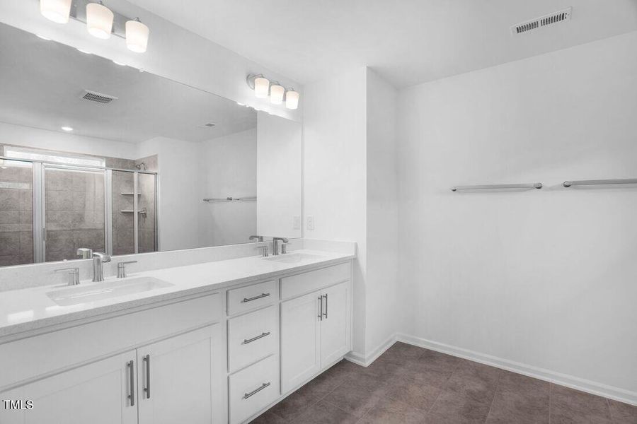 silverstone-wayland-lot-357-bathroom silverstone-wayland-lot-357-bathroom