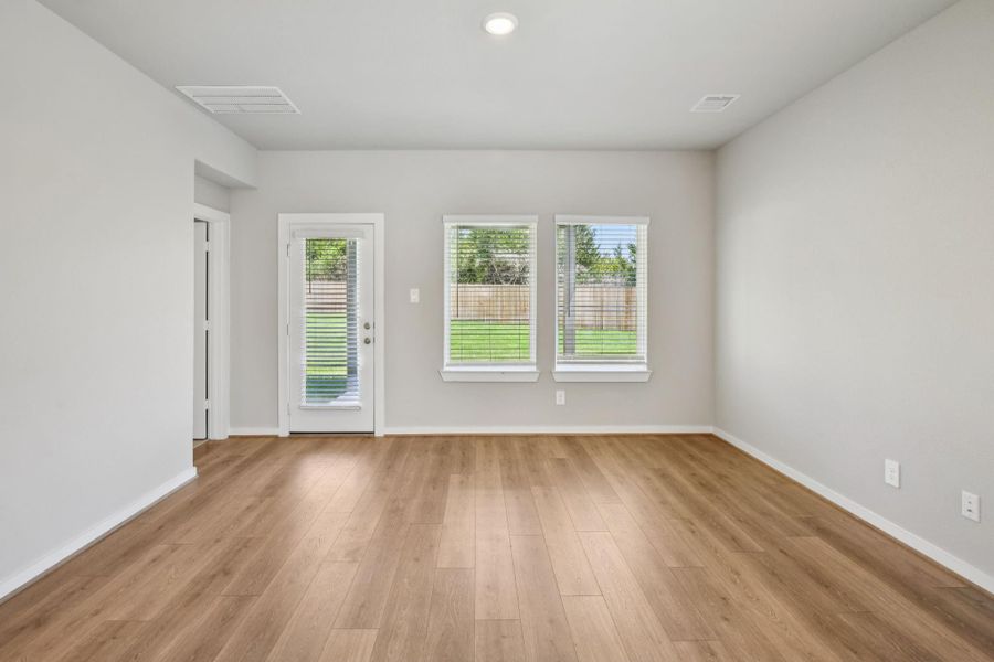 Spacious, unfurnished interior of a new home in Pine Lake Cove - Traditional Series, Montgomery (Image 23). Spacious, unfurnished interior of a new home in Pine Lake Cove - Traditional Series, Montgomery (Image 23).