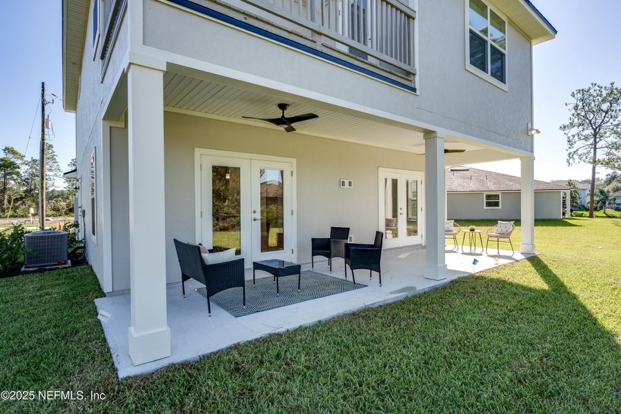 Exterior details and patio area of a home in , Jacksonville (Image 26).