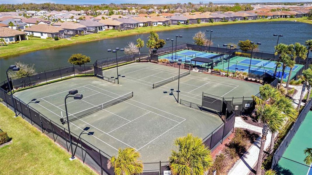 Community amenities in , Palmetto (Image 75).