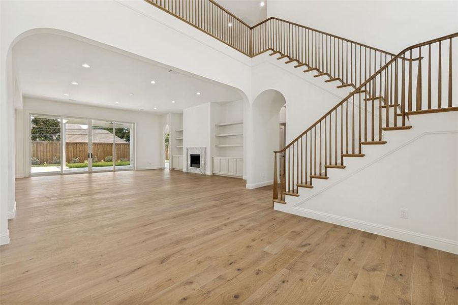 Spacious, unfurnished interior of a new home in , Dallas (Image 26).