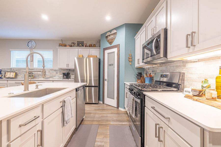 Furnished interior view inside a new home in River Ranch Meadows, Dayton (Image 36). Furnished interior view inside a new home in River Ranch Meadows, Dayton (Image 36).