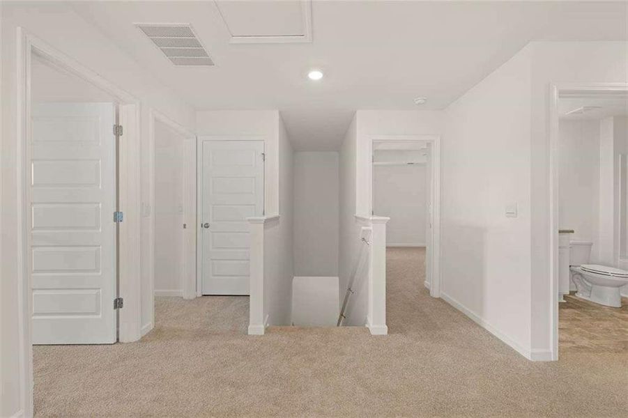 Spacious, unfurnished interior of a new home in Shoal Creek, Hampton (Image 18).