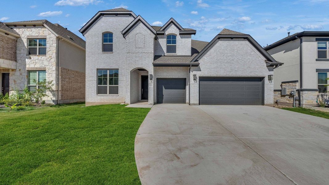 Furnished interior view inside a new home in Hawkes Landing, Leander (Image 29).