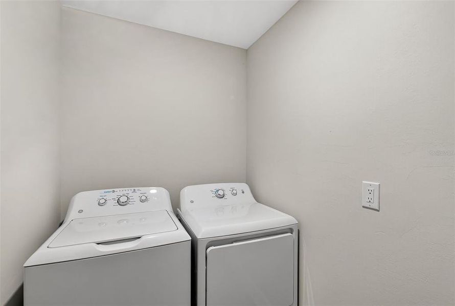 Close-up of interior finishes inside a home in , Port Charlotte (Image 12).
