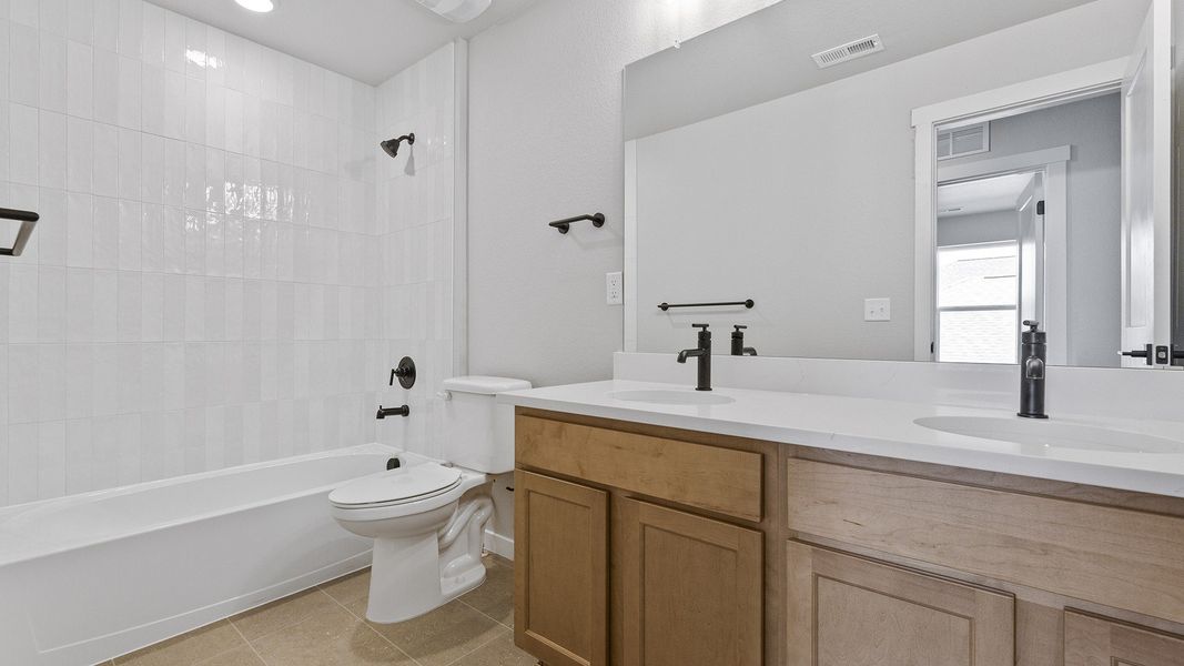 Furnished interior view inside a new home in Bloom, Fort Collins (Image 22).