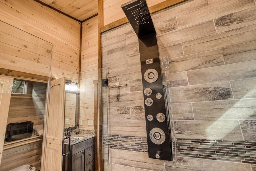 Close-up of interior finishes inside a home in , Mineral Bluff (Image 19). Close-up of interior finishes inside a home in , Mineral Bluff (Image 19).