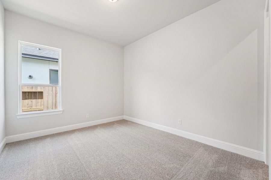 Spacious, unfurnished interior of a new home in Evergreen 70', Conroe (Image 25).