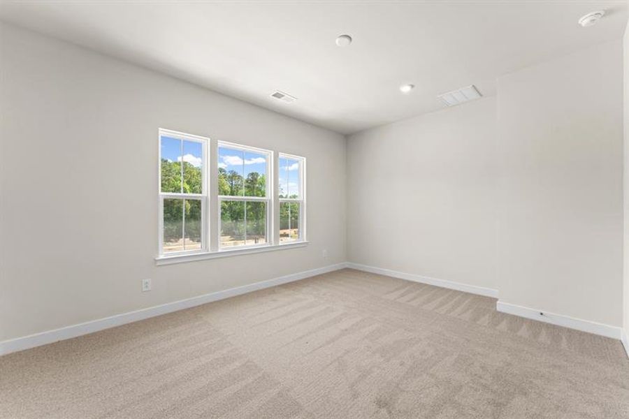 Spacious, unfurnished interior of a new home in Ashmore Square, Charlotte (Image 14). Spacious, unfurnished interior of a new home in Ashmore Square, Charlotte (Image 14).