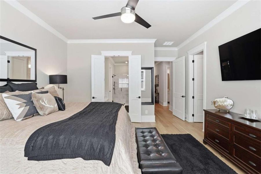 Furnished interior view inside a new home in , Clarkesville (Image 50).