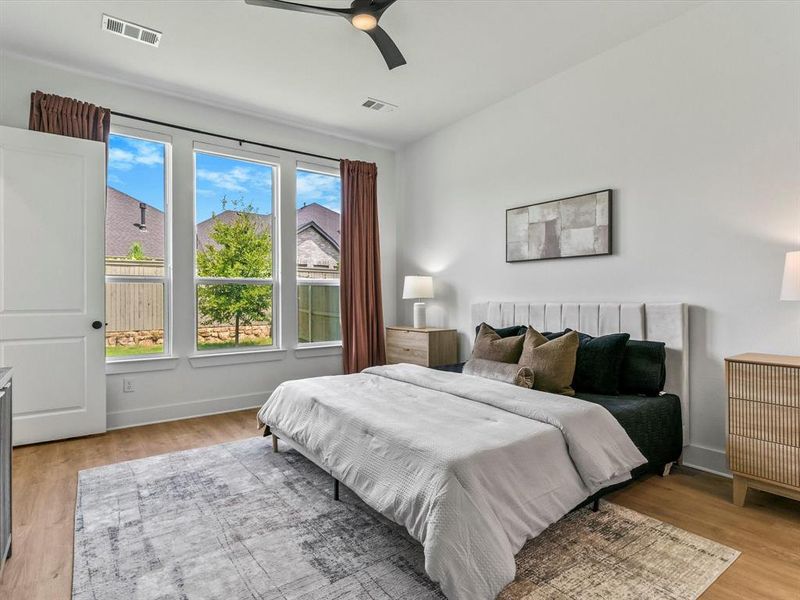 Furnished interior view inside a new home in , Northlake (Image 17).