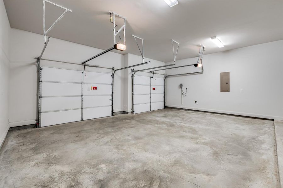 Spacious, unfurnished interior of a new home in , Sealy (Image 41).