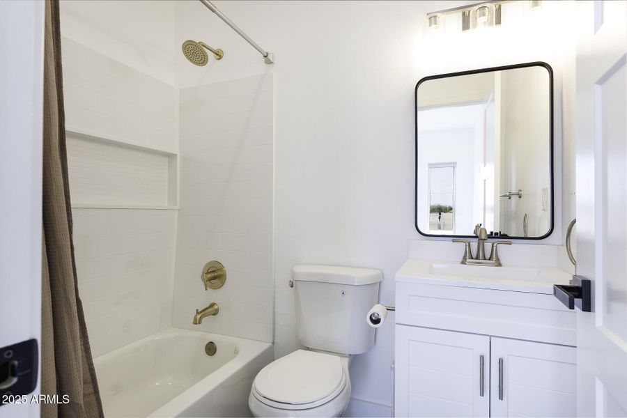 Bedroom 2 EnSuite Bedroom 2 EnSuite