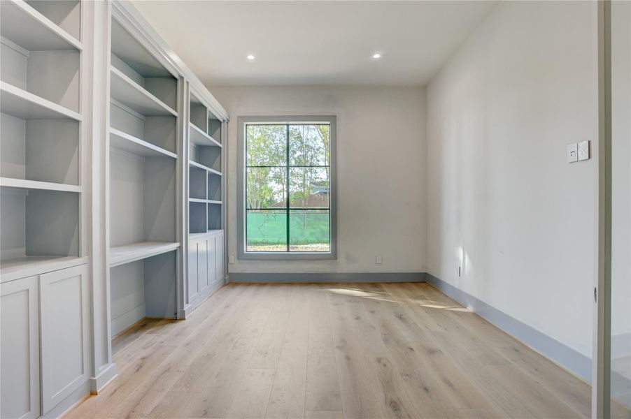 Lovely first floor study Lovely first floor study