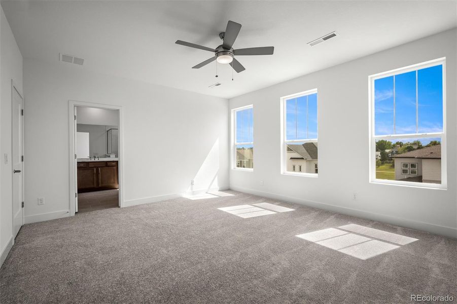 Spacious, unfurnished interior of a new home in Trailside at Cottonwood Creek, Colorado Springs (Image 28). Spacious, unfurnished interior of a new home in Trailside at Cottonwood Creek, Colorado Springs (Image 28).