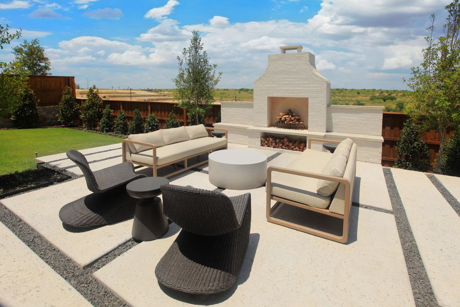 The Eastland II Outdoor Living Area