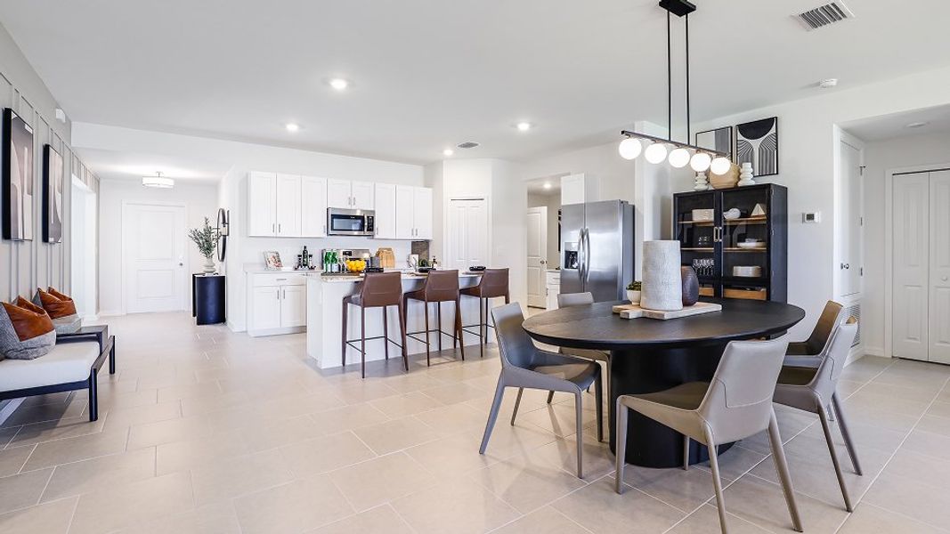 Florida Core P004 Frontier Dining 2of3 F1 Base6 10 24 25