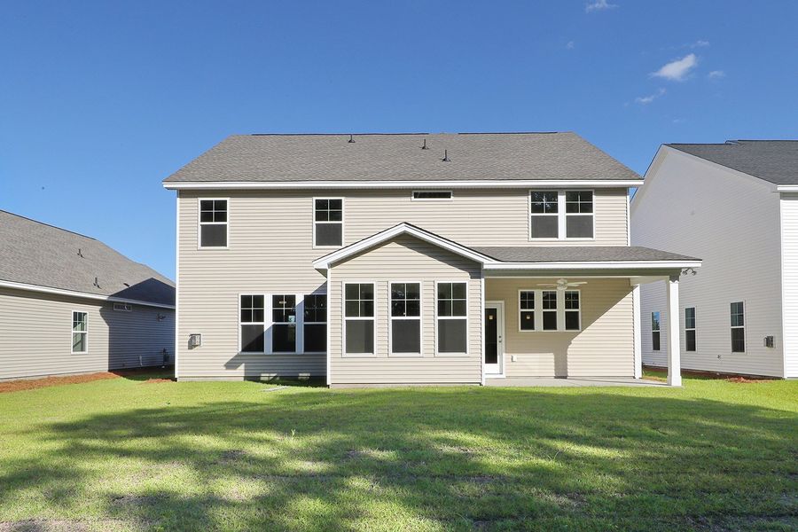 Exterior details and patio area of a home in Arcadia, Myrtle Beach (Image 24).