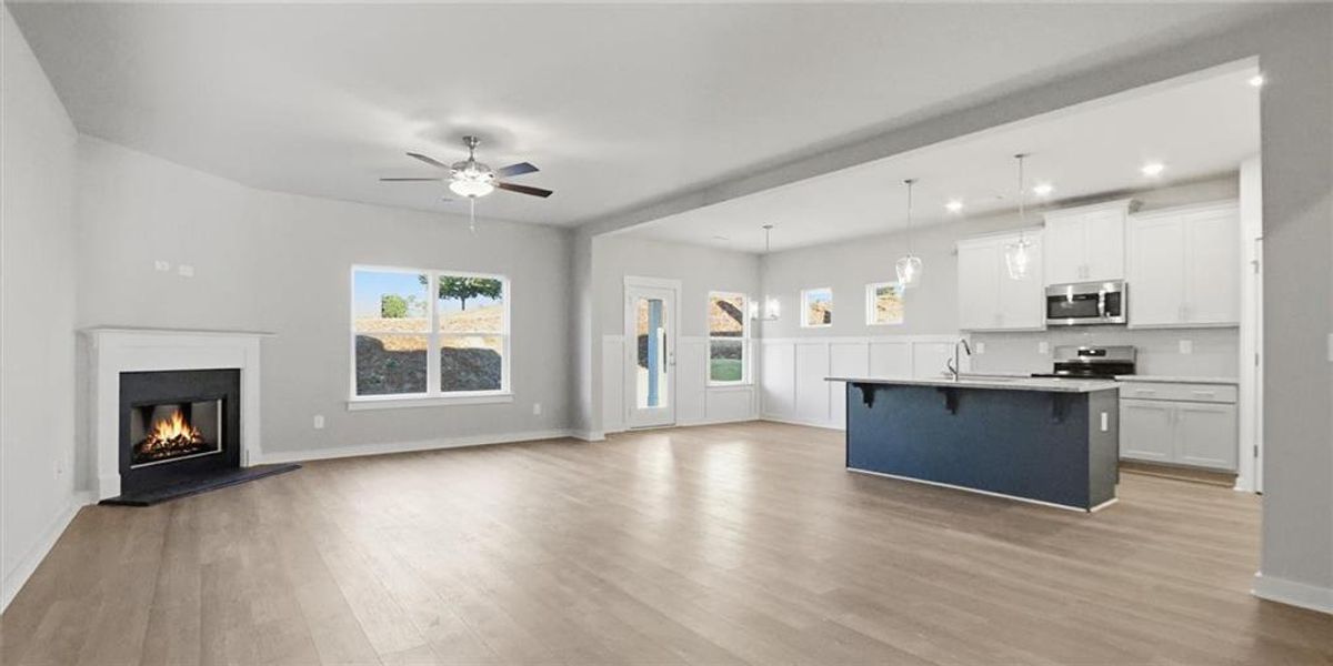 Spacious, unfurnished interior of a new home in Traditions of Braselton, Jefferson (Image 22).