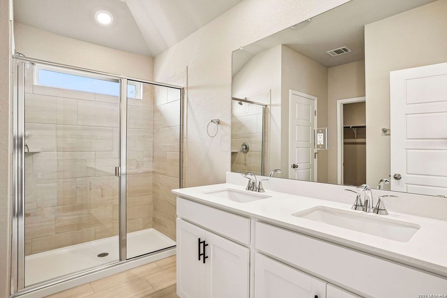 Furnished interior view inside a new home in Sagebrooke - Premier Series, San Antonio (Image 8).