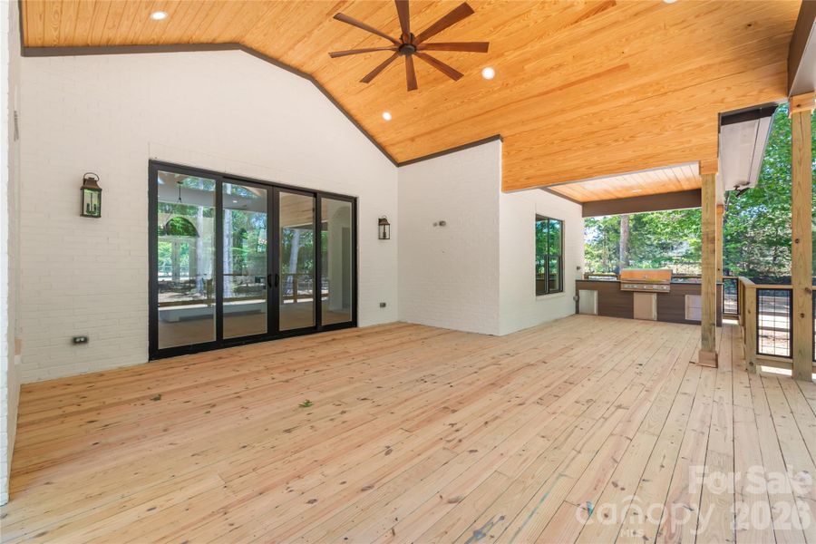 Image 40 of a home in .