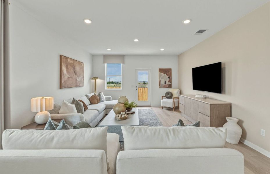 Representative furnished interior of a home built from the Hewitt by Centex in Vantage, San Marcos (Image 39).