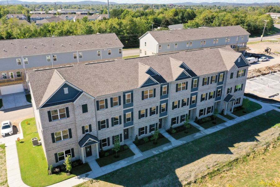 Image 29 of a home in Sweetbriar Place.