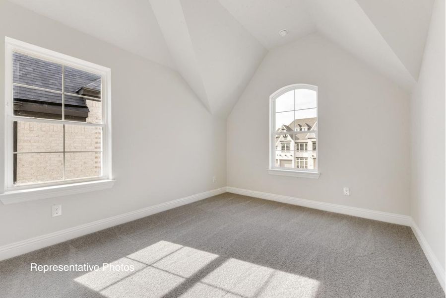 Representative unfurnished interior of a home built from the Hartford V by Grand Homes in Somercrest, Midlothian (Image 21).
